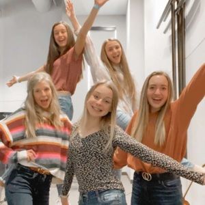 Meet your Posher, Calee